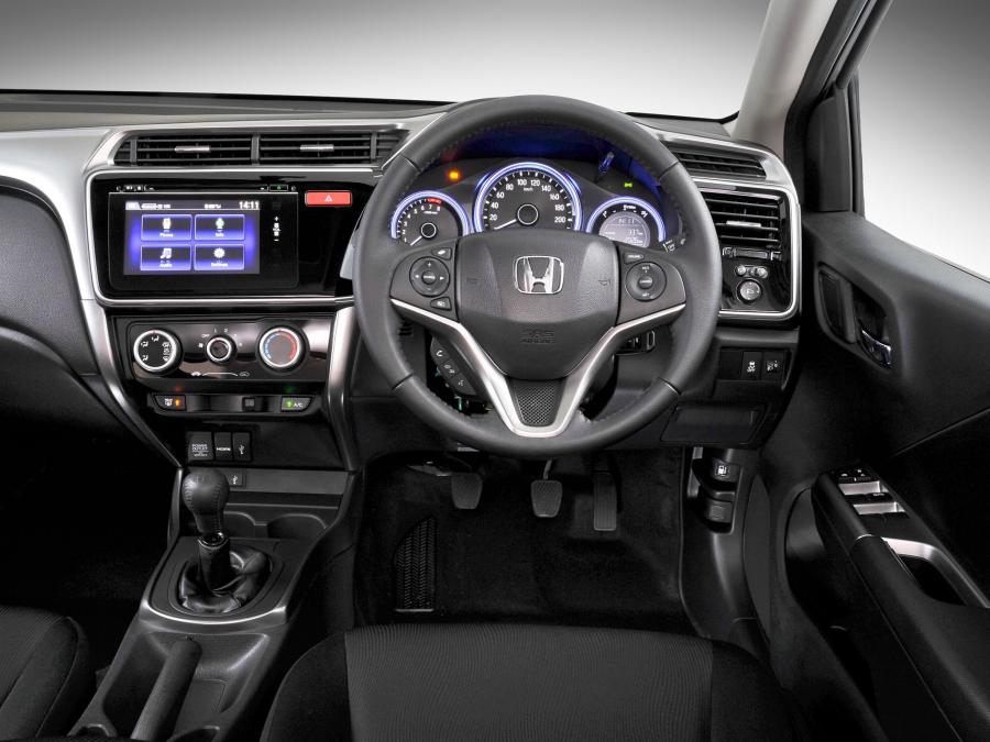  Honda Ballade 2014 года  (фото 11 из 29)